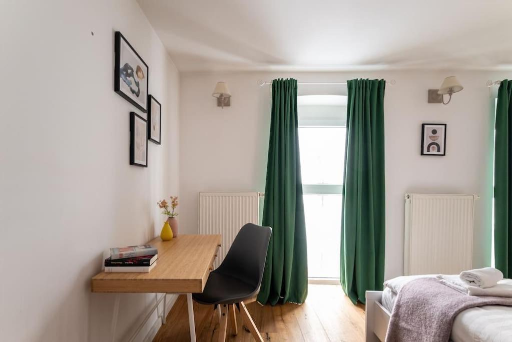 Apartamento Neat 1Br Duplex By Metro And Center By Hm Viena Exterior foto